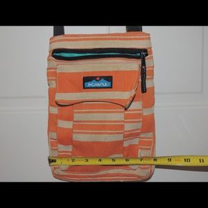 Kavu crossbody with adjustable straps